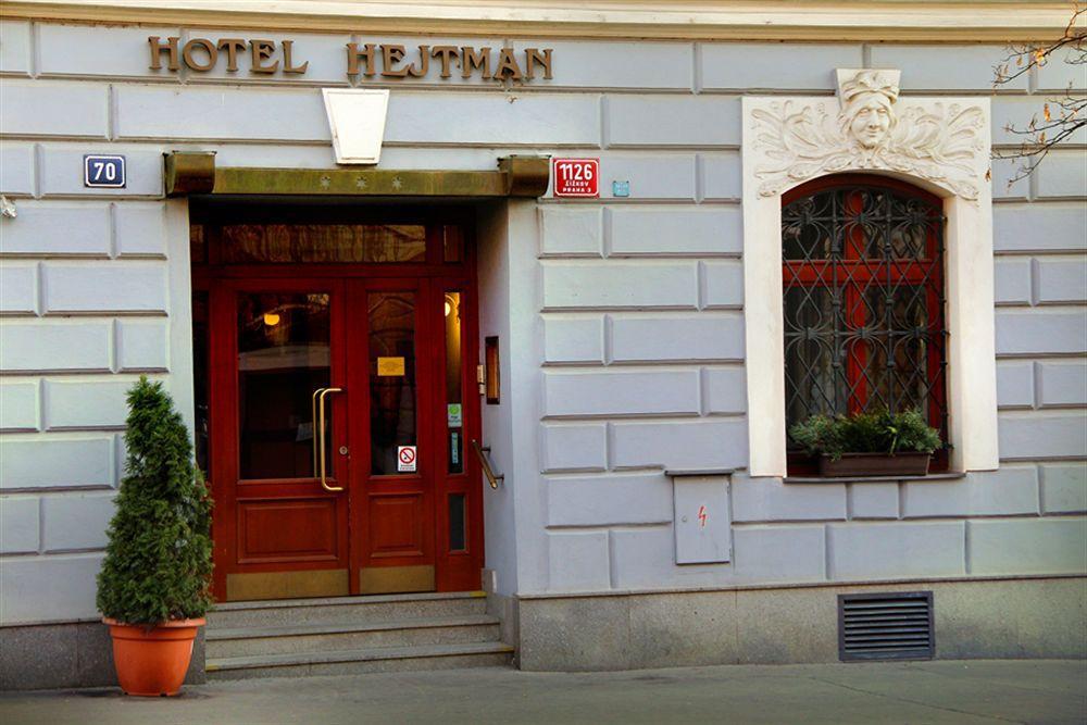Hotel Hejtman ปราก ภายนอก รูปภาพ